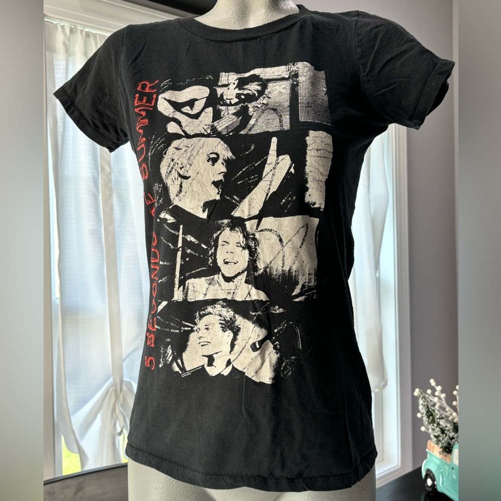 5 SECONDS OF SUMMER graphic band tee / graphic tee T-shirt - Black - M
